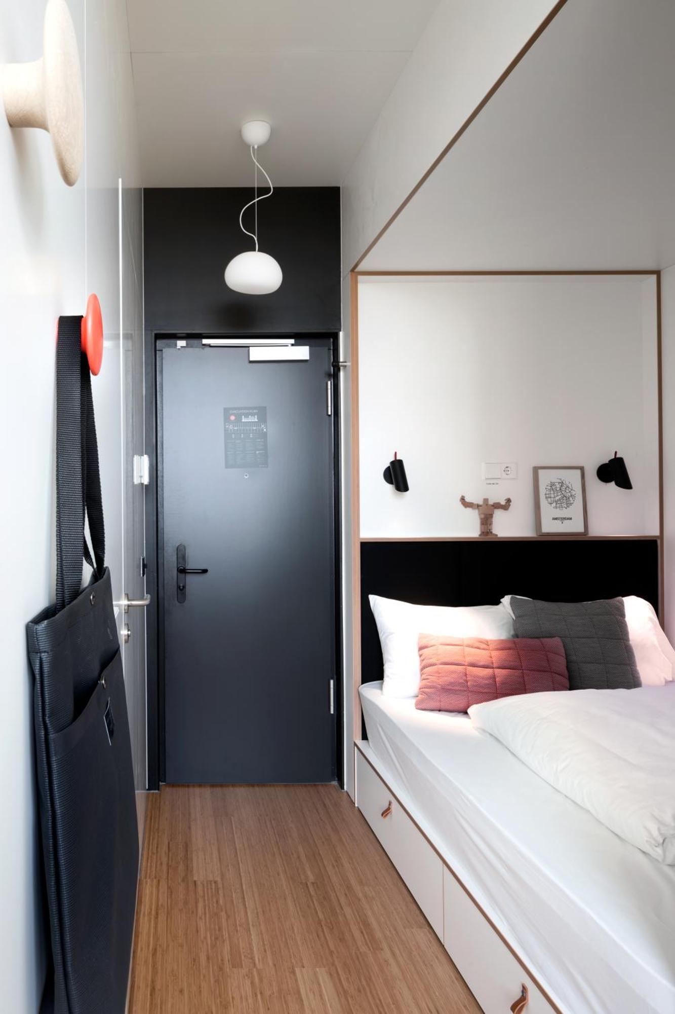 Double Room,1774524328:JPEG