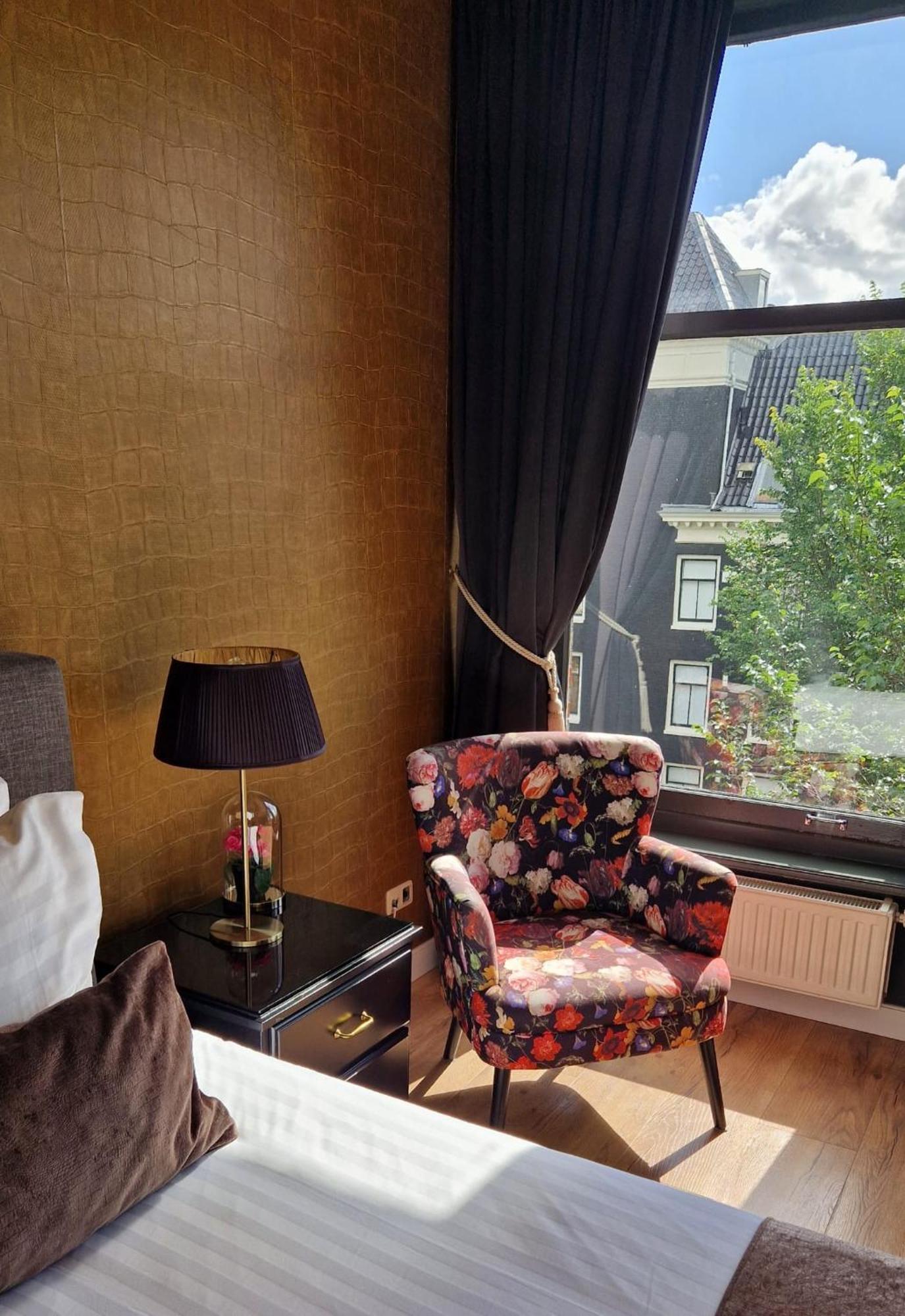 Double or Twin Room Canal View