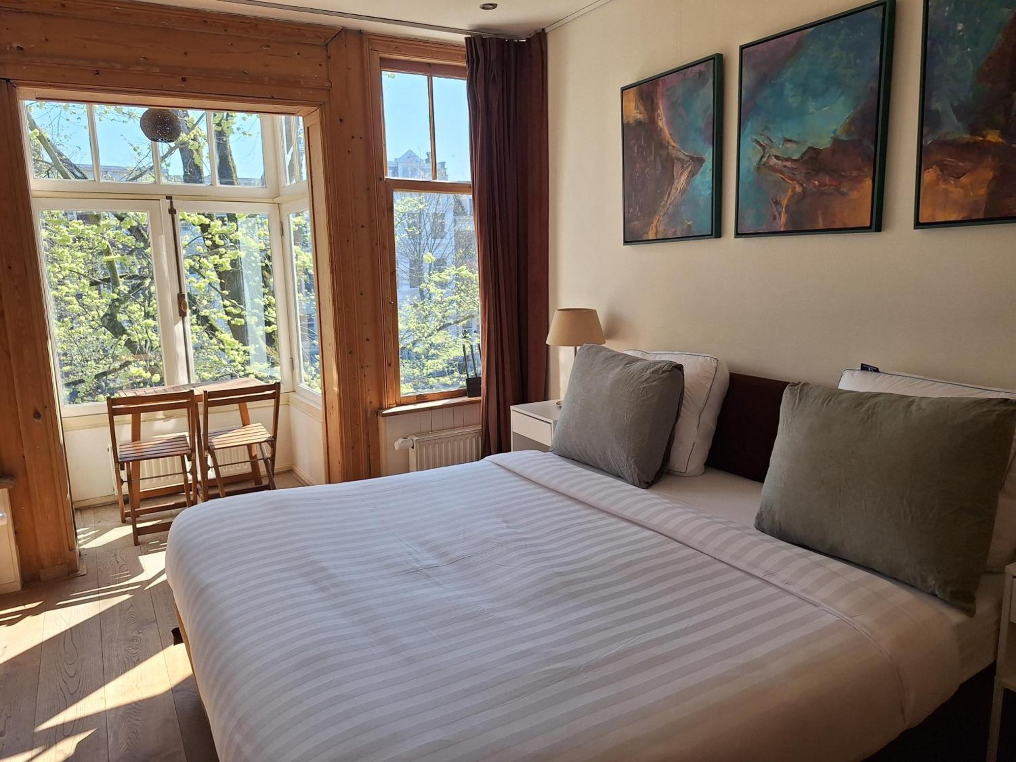 Double Room Private Bathroom