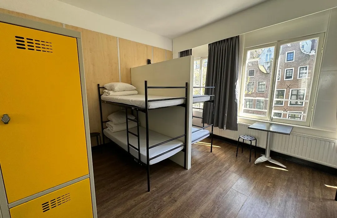 Xplore Hostel Amsterdam-1