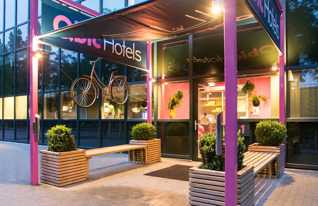 Qbic Hotel WTC Amsterdam-1