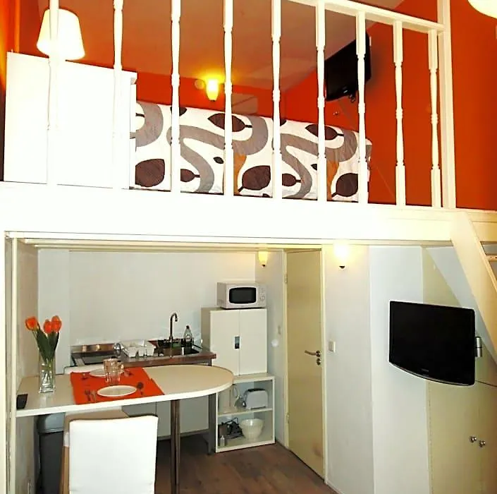 Orange Suite Studio-1