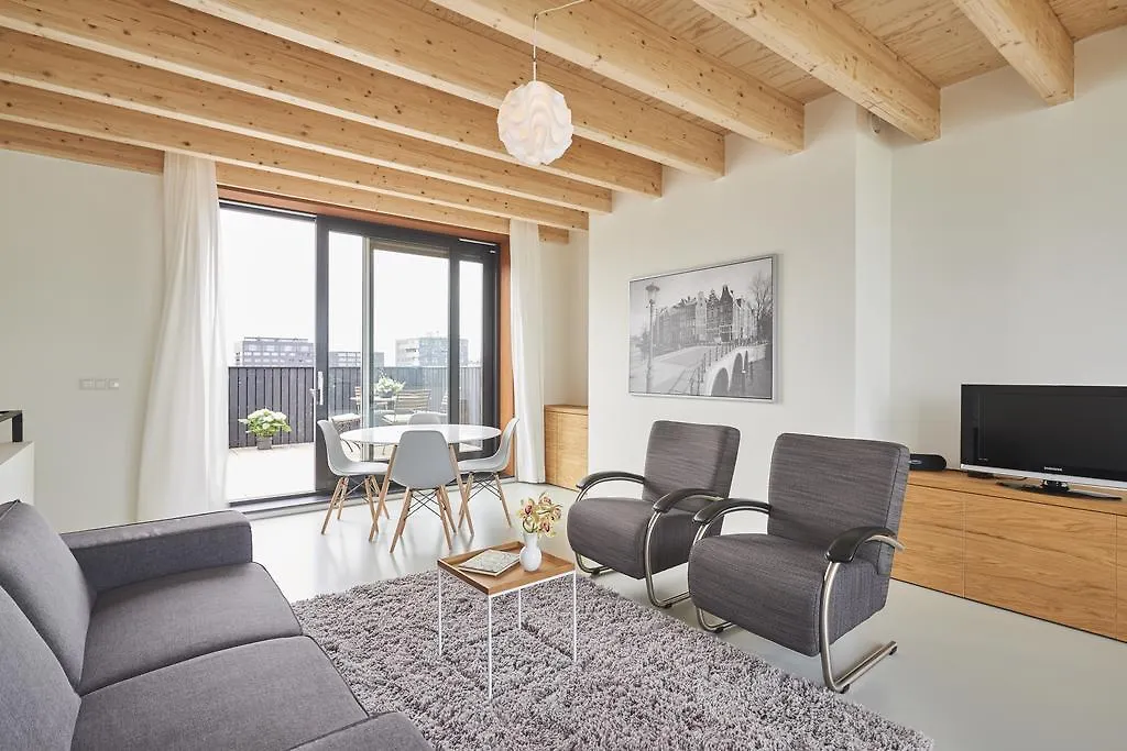 Lake View Apartment Amsterdam-1