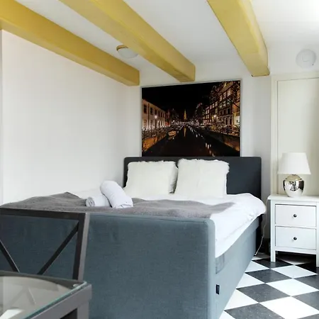 Modern Canal House Loft - City Center-3