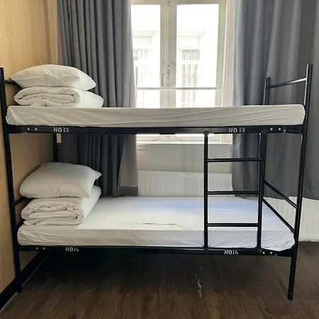 Xplore Hostel Amsterdam-2