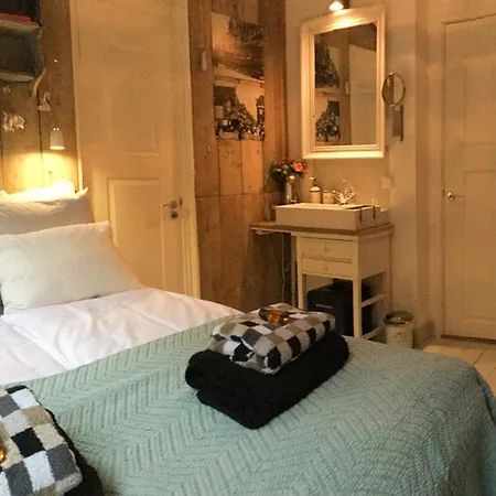 Guesthouseamsterdam-3