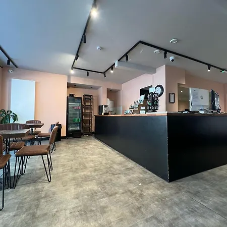Amigo Hotel-2