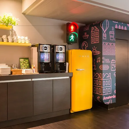 Qbic Hotel WTC Amsterdam-2